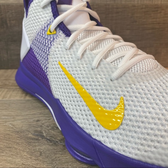 Lebron Witness IV ‘Lakers’ - Picture 6 of 9